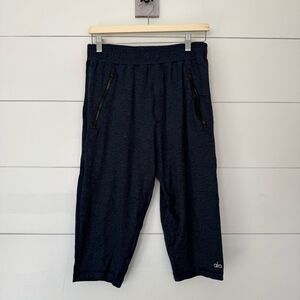 Alo Yoga Women’s Small Blue Cropped Pants